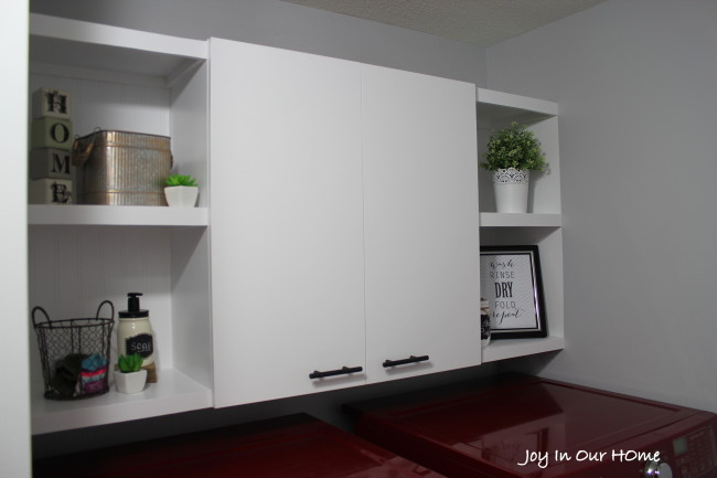 Laundry Room Reveal at www.joyinourhome.com