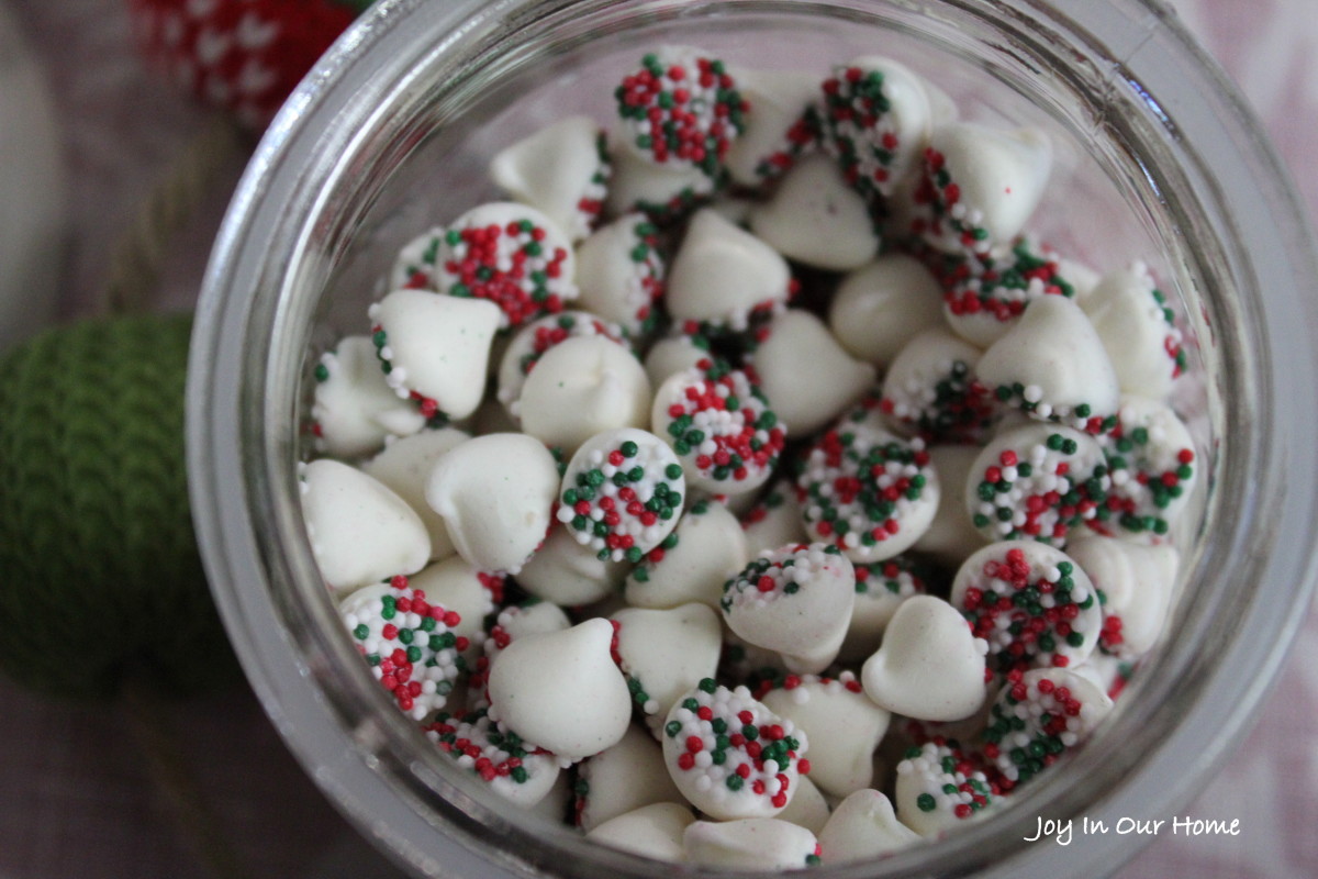 Hot Chocolate Station and Printables at www.joyinourhome.com