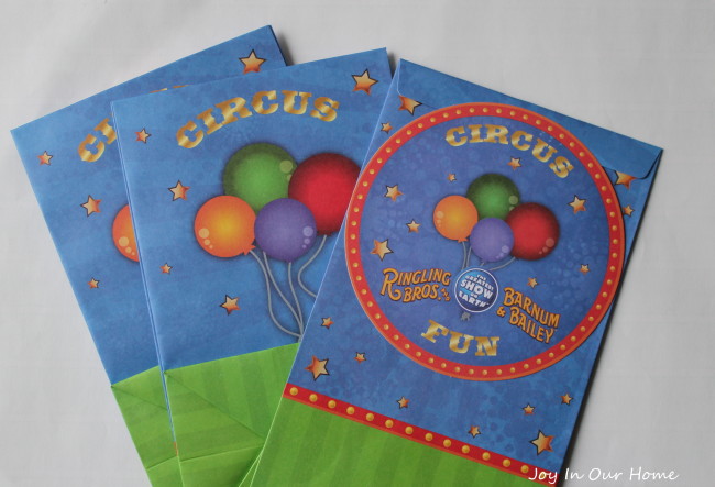 Circus-themed birthday party at www.joyinourhome.com 