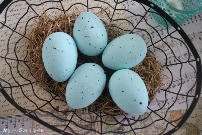 Speckled Eggs from www.joyinourhome.com