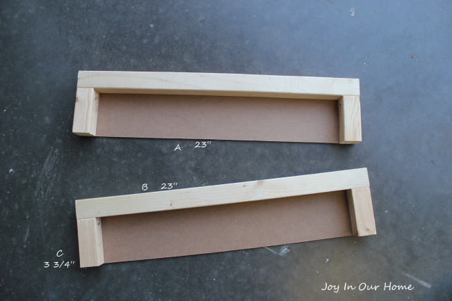 Easy DIY Floating Shelves from www.joyinourhome.com