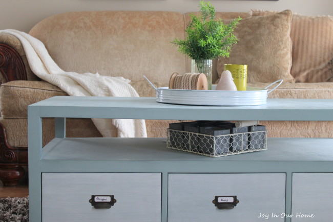 Whitewashed Country Chic Paint Project from www.joyinourhome.com