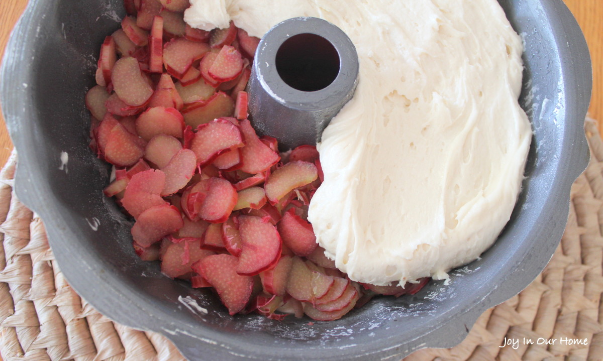 Rhubarb Bundt Cake with Rhubarb Sauce www.joyinourhome.com