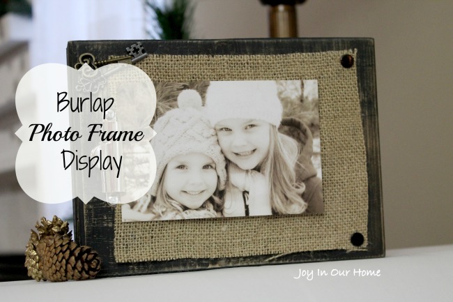 Burlap Photo Frame Display at www.joyinourhome.com