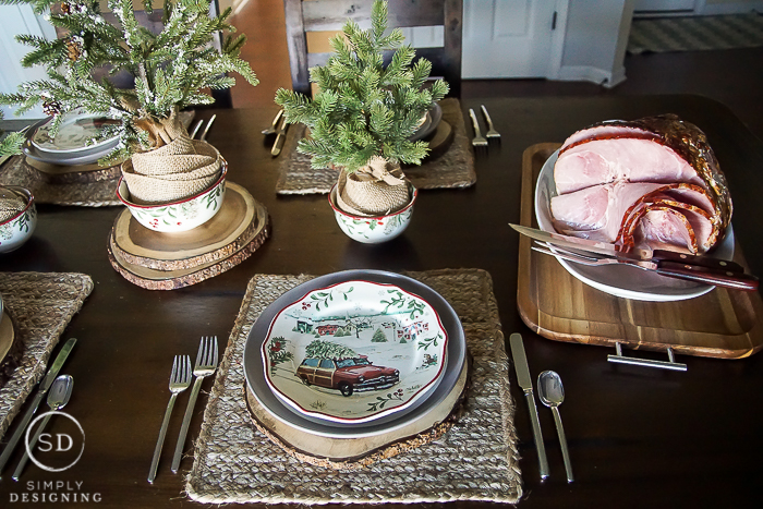 vintage-farmhouse-holiday-table-setting-00547