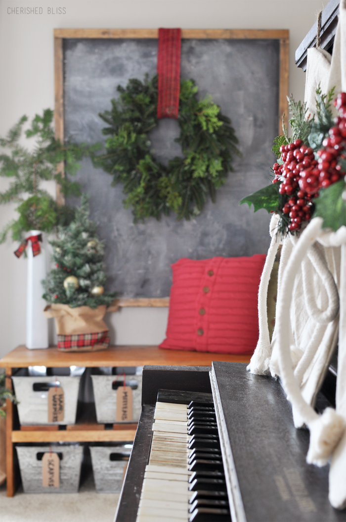 Take a stroll through this beautiful, cozy Christmas Home tour featuring natural colors with pops of red! 